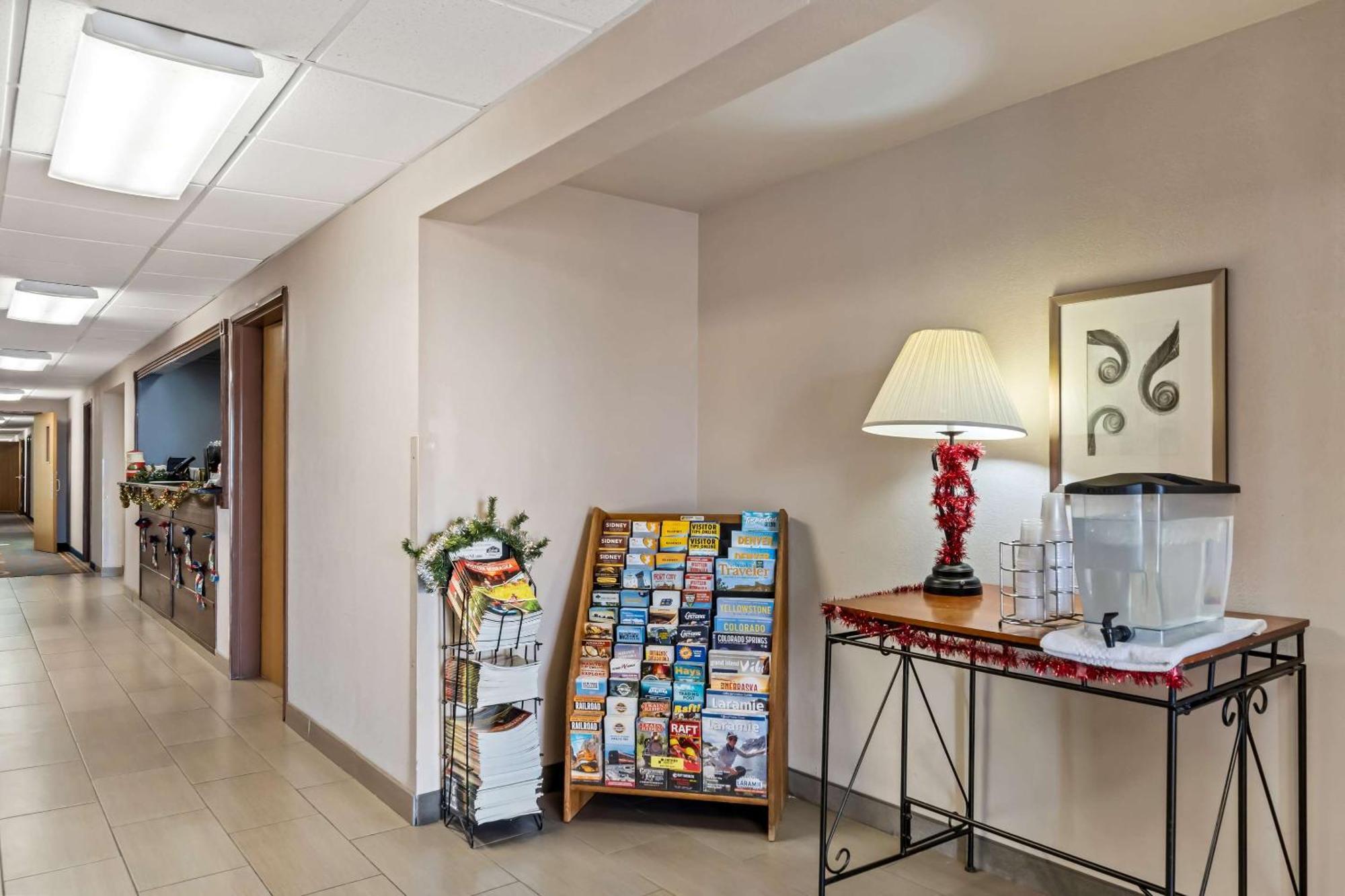 Quality Inn Sidney I-80 Buitenkant foto